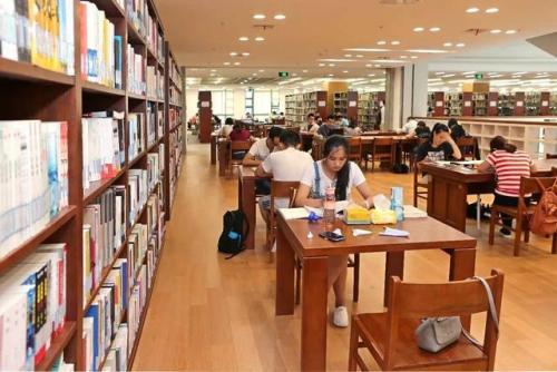 https://english.jiangnan.edu.cn/__local/0/C4/17/474F92F09F3D4034582776E7E69_D683FEAB_8FFA.jpg